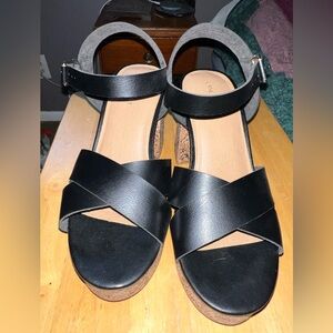 Size 10.5W Strappy Black Cork Platform Sandals
